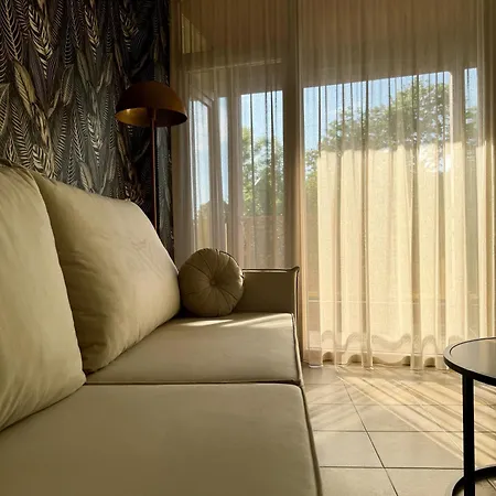 Erdvus Apartamentai Palangos Centre