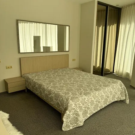 Erdvus Apartamentai Palangos Centre Apartment *